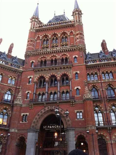 St. Pancras Station. They flew over this in their flying car in the Chamber of Secrets. | St ...