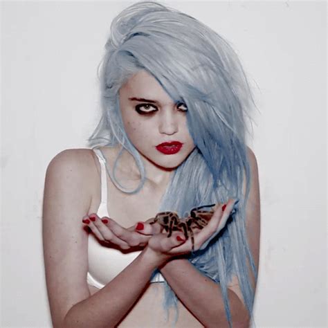 Sky Ferreira Blue Hair Girl Picked A Spider