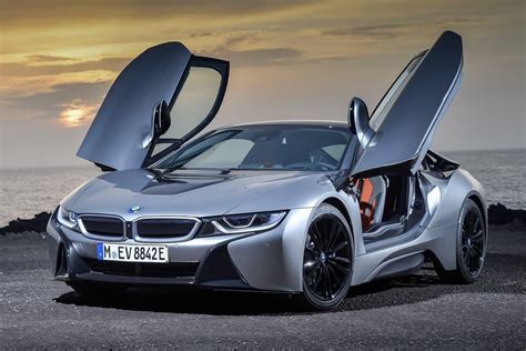 BMW i8 Price In Pakistan 2022 | Features, Pictures, and More