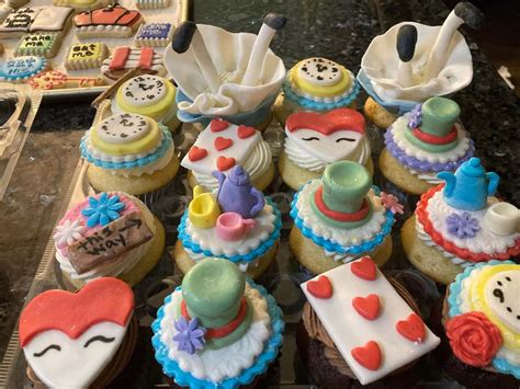 Alice in Wonderland Cookies and Cupcakes - Out of the Box Baking