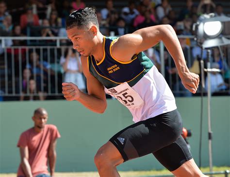 Van Niekerk opens campaign as elite stars return | The Citizen