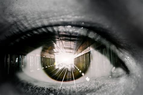 Tunnel Vision (Peripheral Vision Loss): Symptoms, Causes, Treatments | Kraff Eye Institute