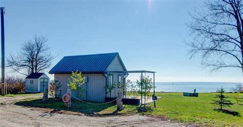 This tiny home in Ontario with spectacular lake views is selling for less than $150K