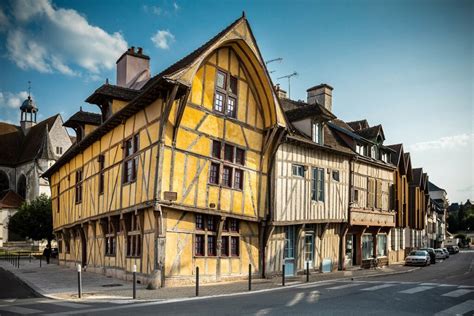 An Idiot's Guide to French Architecture - Mary Anne's France