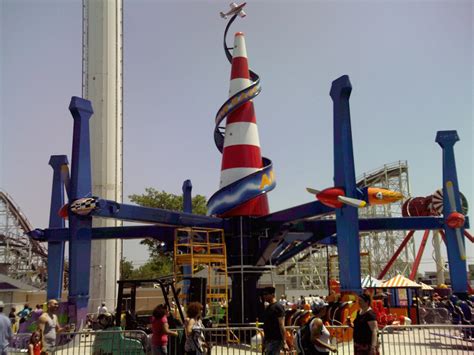 Luna Park (Coney Island) - Photos, Videos, Reviews, Information