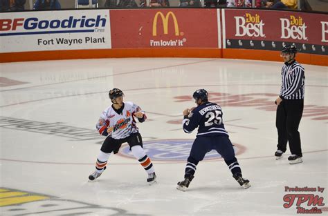 @fwkomets #komet #komethockey | Fort wayne komets, Fort, Fort wayne