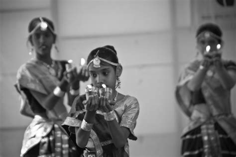Diya dance | Children of 'Umang School for the Hearing Impai… | Flickr