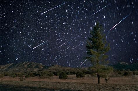 Best meteor showers in autumn 2018 - top tips for spotting shooting ...