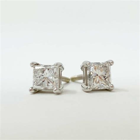 0.50ctw Princess Diamond Studs - The Diamond Room