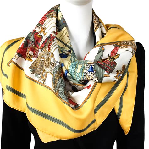 HERMES Silk Scarf_-20 – The World of Hermes© Scarves