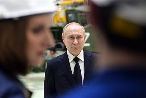 What Putin's Speech Tells Us About His Ukraine Narrative - Newsweek