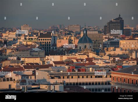 Madrid, Spain - December 21, 2015: Madrid skyline at sunset Stock Photo - Alamy