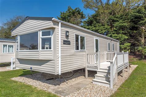 Caravan Holiday Parks in Weymouth, Dorset | Pitchup.com