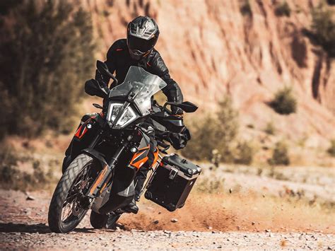 Go anywhere touring: KTM reveal 890 Adventure for 2021 | MCN