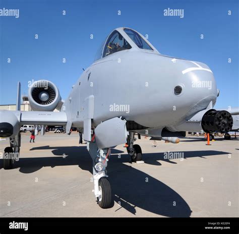 US Air Force fighter jet nose view Stock Photo - Alamy