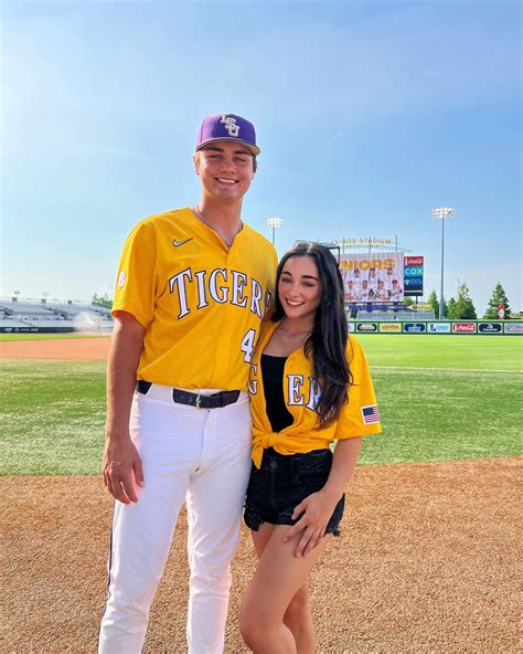 Elena Arenas stuns alongside her 'stud' LSU baseball star boyfriend in ...