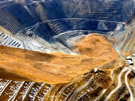 Ritebook: Bingham Canyon Mine, The Largest Open-Pit Mines in the World