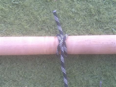 How to Tie a Clove Hitch