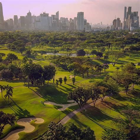 Manila skyline : r/CityPorn