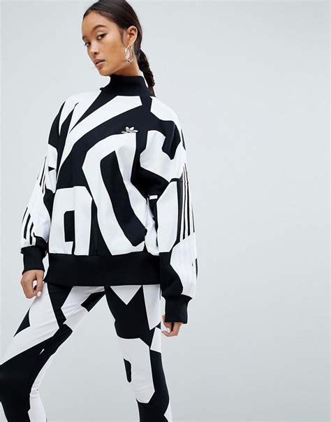 adidas Originals Bold Age Graphic Print Sweatshirt - Black New Outfits, Chic Outfits, Sportswear ...