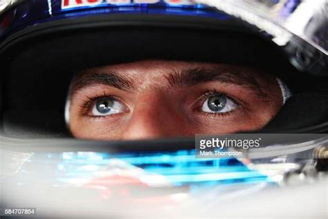 Max Verstappen Helmet Photos and Premium High Res Pictures - Getty Images