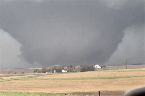 First Nebraska, Now Iowa—’Violent’ Tornado Rips Through Minden - RV Lyfe