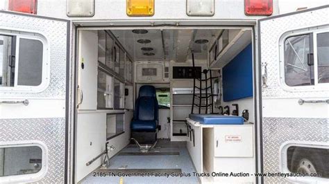 2002 FORD E-450 AMBULANCE 38,150 MILES - Bentley & Associates, LLC