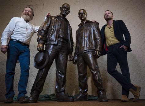 Les statues de "Breaking Bad" mettent en lumière les acteurs d'Albuquerque - Nouvelles Du Monde