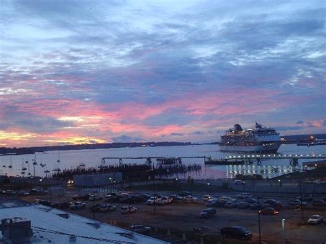 Sunrise view from our room - Picture of Residence Inn Portland Downtown ...