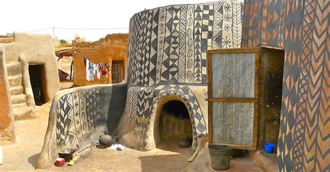 Photos Document the Decorated Clay Houses of a Royal African Village