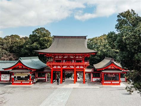 Lake Biwa Day Trip: Water, Mountains, and Sacred Sites | Day trip, Kyoto day trip, Japan travel tips