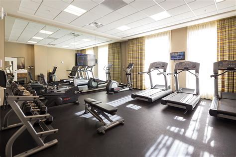 Dollywood's DreamMore Resort & Spa Gym: Pictures & Reviews - Tripadvisor