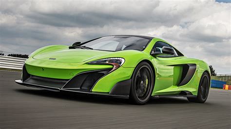 McLaren 675LT review: "the best McLaren road car since the F1" Reviews 2024 | Top Gear