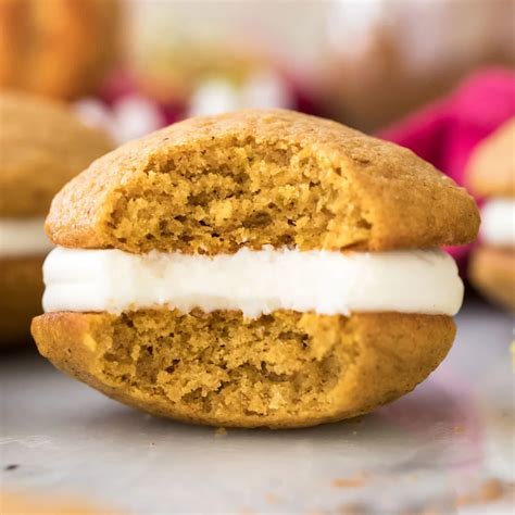 Pumpkin Whoopie Pies - Sugar Spun Run