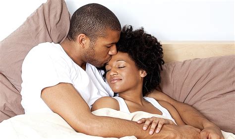 7 Amazing Benefits Of Cuddling - Bon Vita