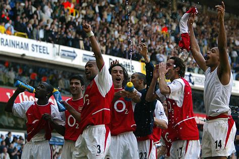 Flashback: Arsenal win title at Spurs