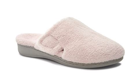 The Best Slippers for Women of 2021: Shop Our Top Picks - Woman's World