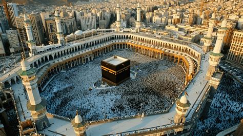 A Large Crowd Gathers Around The Kaaba In Mecca^s Grand Mosque Hajj ...