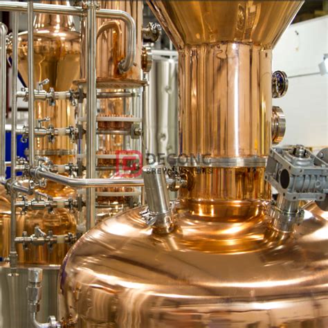 500L Professional Customized Copper Vodka Gin Distillery Machine Distilling / Distillation ...