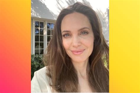 10 Stunning No-Makeup Photos of Angelina Jolie Showcasing Her Natural ...