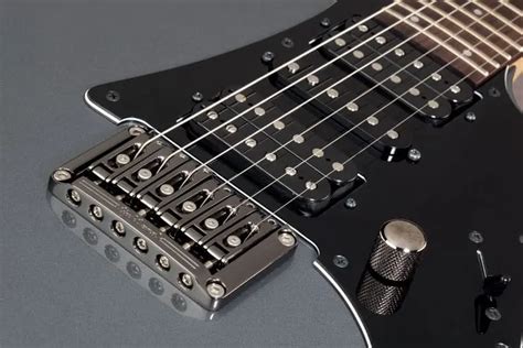 Electric Guitar Bridge Types - Music Skanner