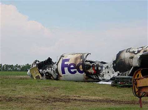 Accident of a Boeing 727 freighter operated by Federal Express (Fed Ex ...