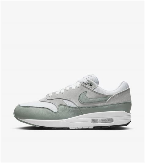 Air Max 1 'Mica Green' (DZ4549-100) Release Date . Nike SNKRS