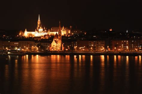 9pm Night River Cruise in Budapest - Budapest River Cruise