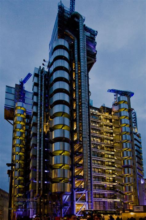 Lloyd HQ | London buildings, Lloyd's of london, Modern architecture building