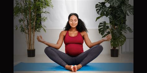 Prenatal Yoga: Poses to Try (And What to Avoid) | Prenatal Yoga Online