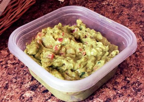 Guacamole dip Recipe by mstout.v.viii.mmx - Cookpad