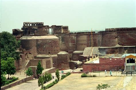 Qila Mubarak - One of the oldest surviving fort in India • The Mysterious India