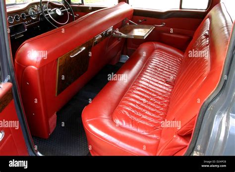 1960 Humber Super Snipe Estate Series II Stock Photo - Alamy