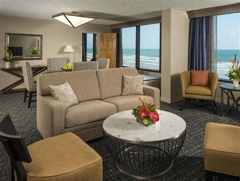 Hilton Cocoa Beach Oceanfront Hotel in Cocoa Beach (FL) - Room Deals ...